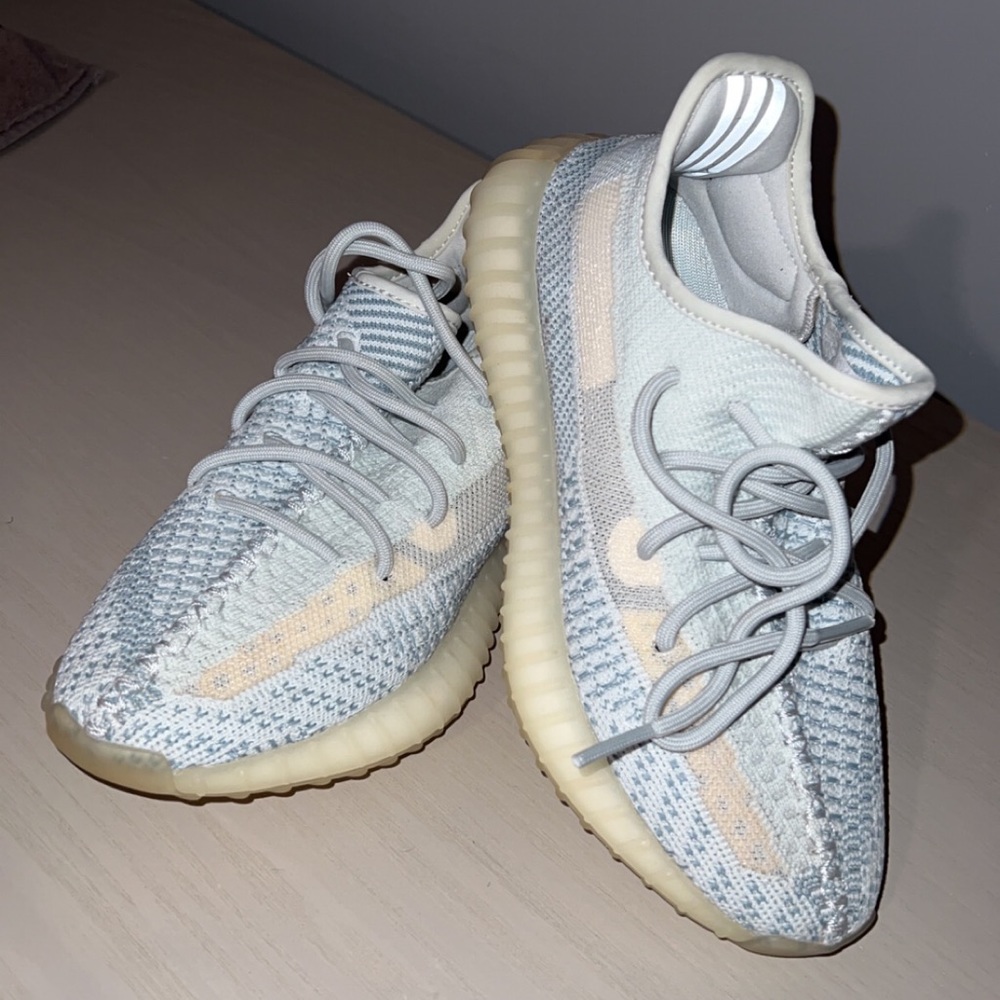 Adidas Yeezy boost 350 V2 Cloud white(non reflective)